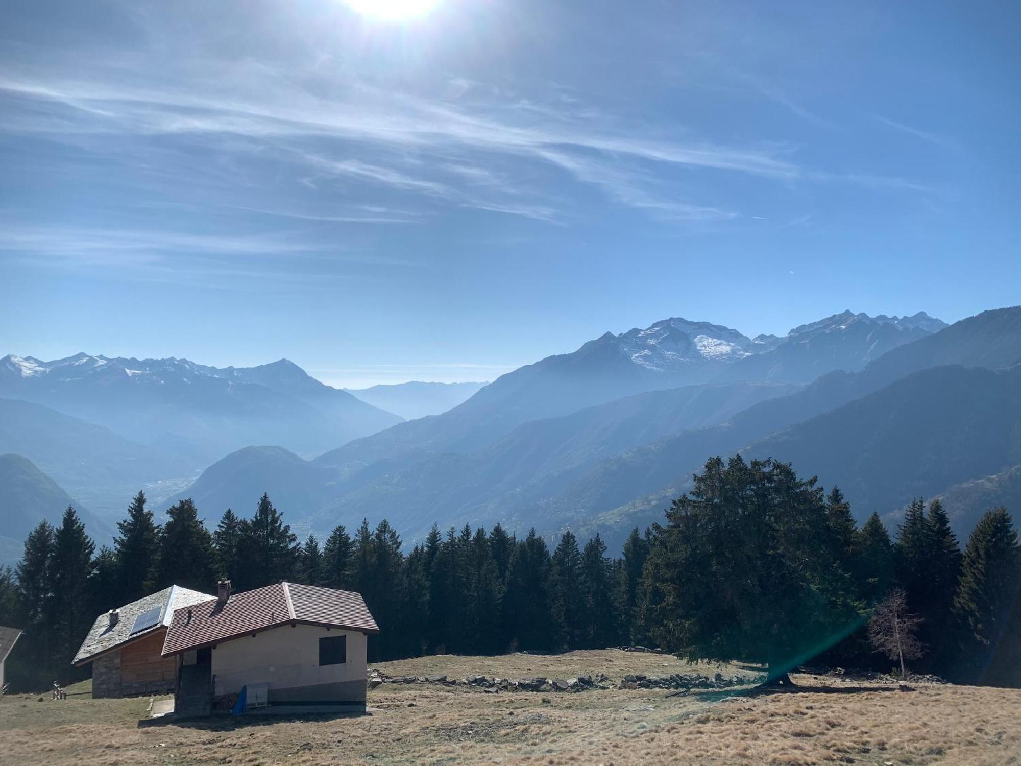 Baita delle Favole di RosaRita Berbenno di Valtellina Esterno foto