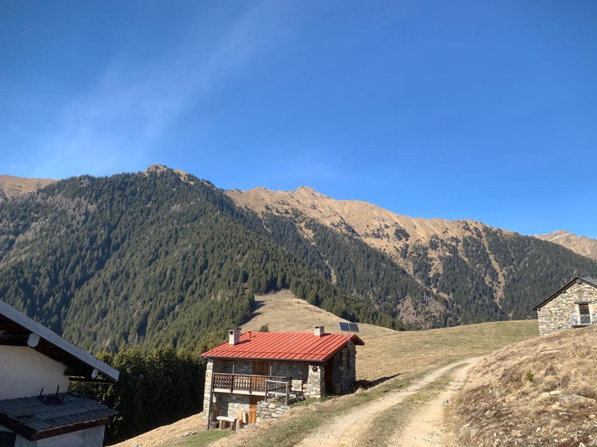 Baita delle Favole di RosaRita Berbenno di Valtellina Esterno foto